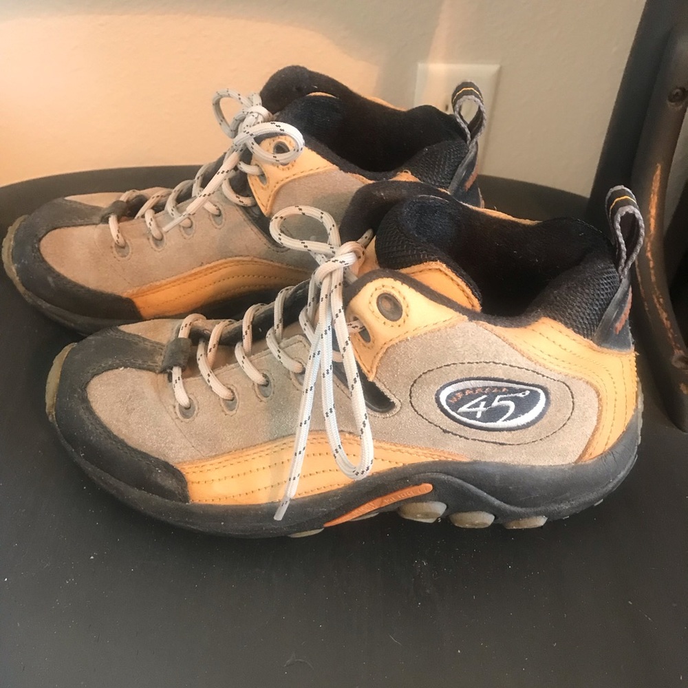 Merrell Hiking Boots Size 7